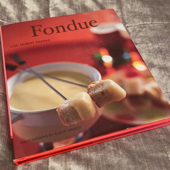 Fondue Cookbook - Picture 11 of 11